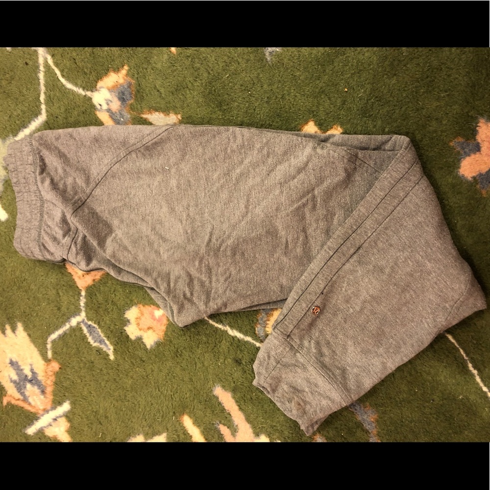 grey lululemon joggers